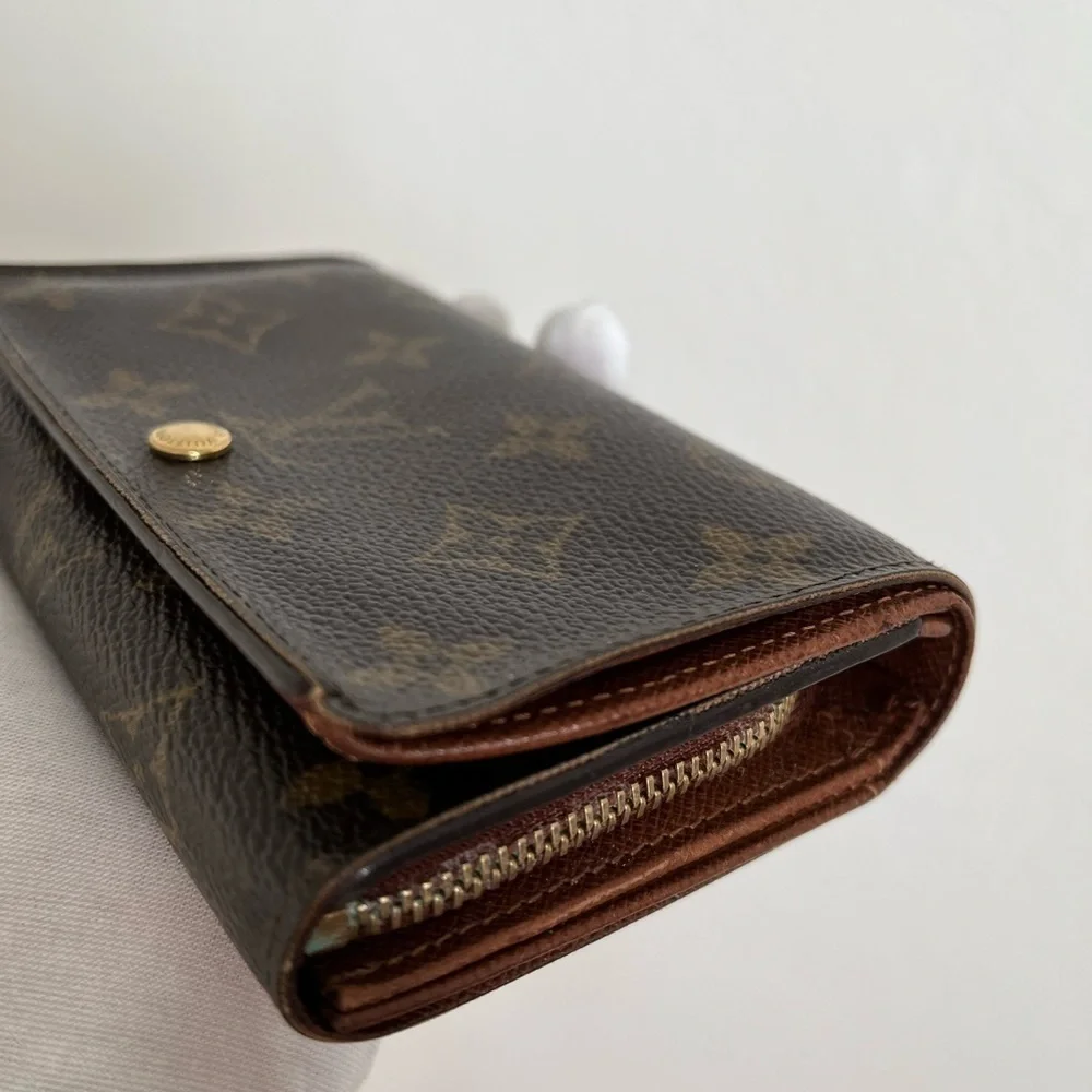 Louis Vuitton Tresor Wallet Monogram Zip Around Porte Monnaie Billets EUC